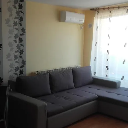 Apartament Ambians דירה *